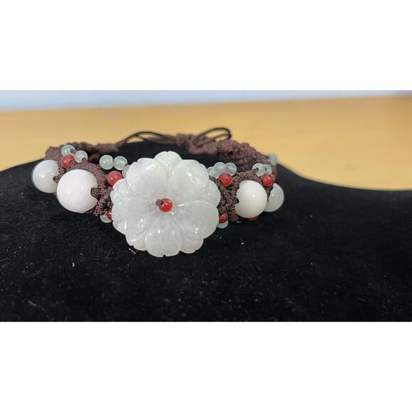 Handcrafted Jade Floral Beaded Knotted Adjustable Bracelet Boho Beachy - Picture 1 of 6